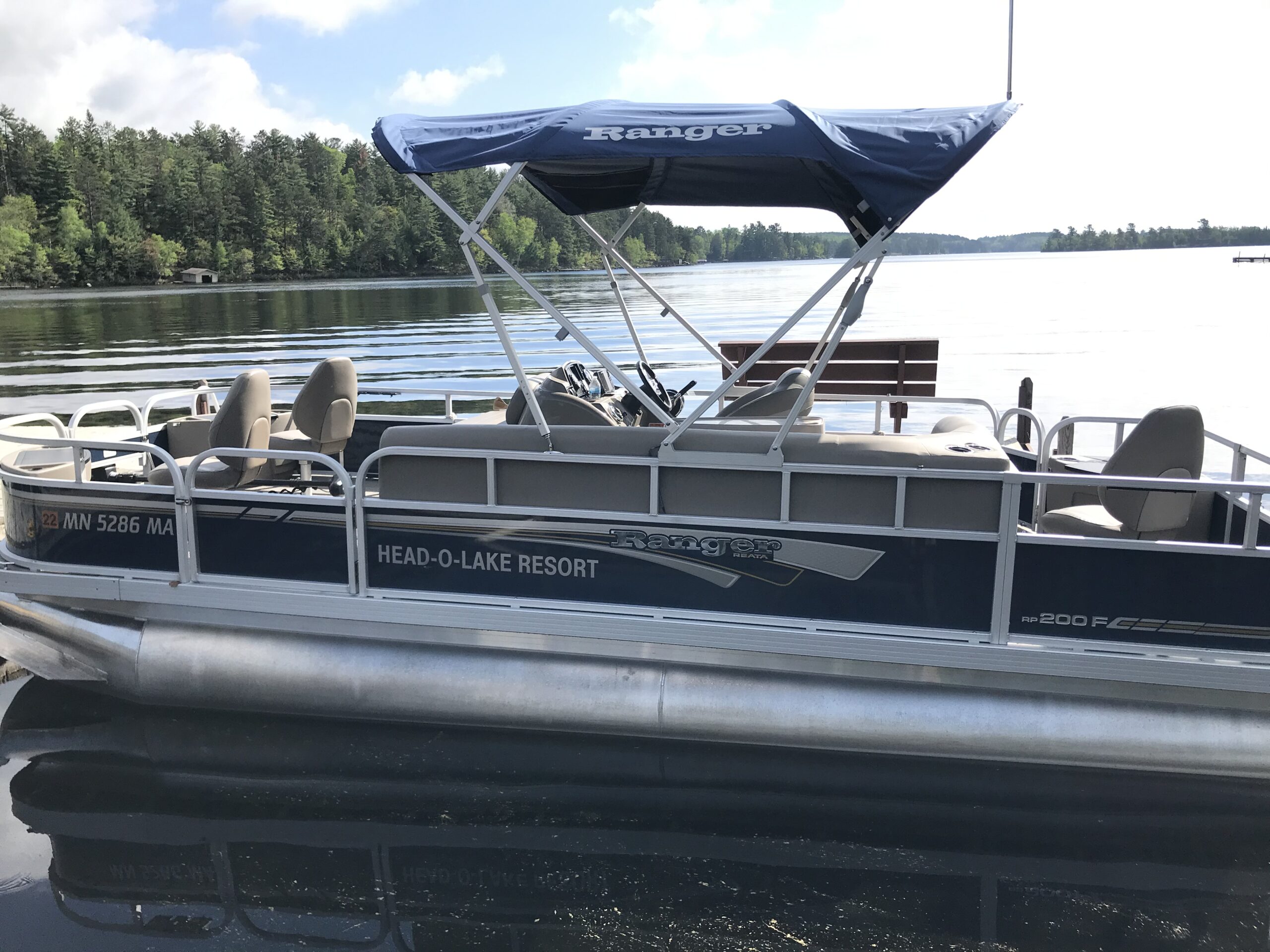 22ft Ranger Reata with 90hp Mercury